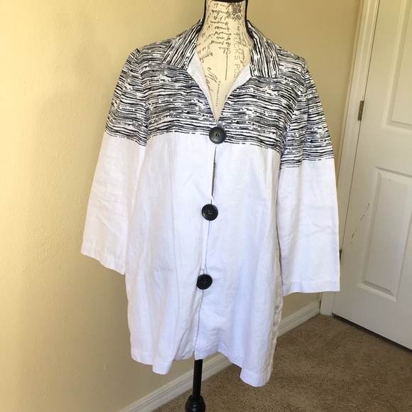 Chico's Linen Blend 3 Buttons Cardigan Jacket Sz 3 - Picture 1 of 8